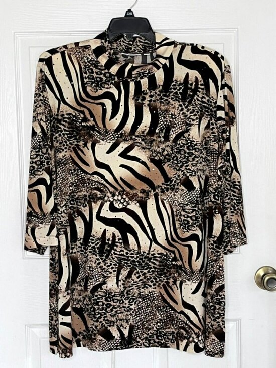 Susan Graver Tops - Susan Graver Blouse Top 3X Brown Black Animal Print Sequins 3/4 Sleeve Mock Neck